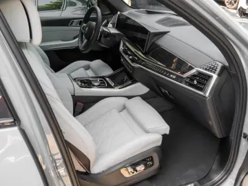 BMW X5 50eM.DRNeuzstd  o.Gebrauchs.LUFTF.H K.AHK.22