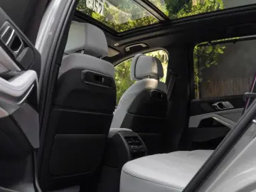 BMW X5 50eM.DRNeuzstd  o.Gebrauchs.LUFTF.H K.AHK.22