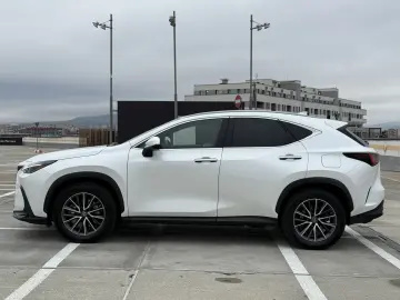 Lexus NX 450h  E-FOUR Luxury-Paket 2023 - Plug In Hybrid AWD