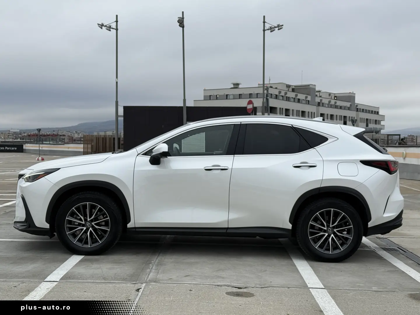 Lexus NX 450h  E-FOUR Luxury-Paket 2023 - Plug In Hybrid AWD