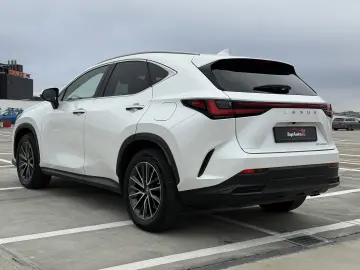 Lexus NX 450h  E-FOUR Luxury-Paket 2023 - Plug In Hybrid AWD