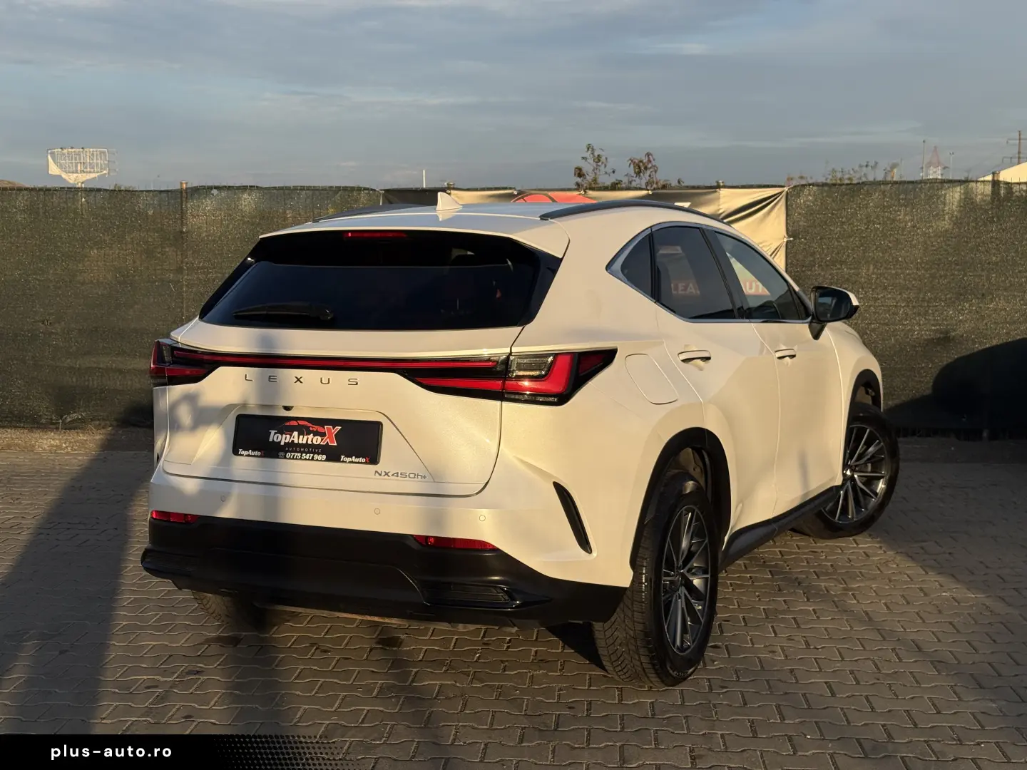 Lexus NX 450h  E-FOUR Luxury-Paket 2023 - Plug In Hybrid AWD