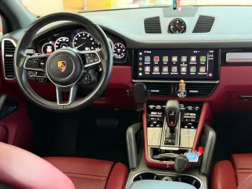 PORSCHE Cayenne E-Hybrid Platinum Edition