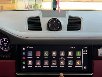 PORSCHE Cayenne E-Hybrid Platinum Edition