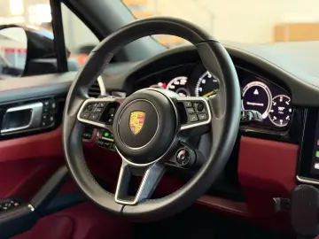 PORSCHE Cayenne E-Hybrid Platinum Edition