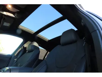 BMW X6 xDrive30d M Sport  Trapa  Harman  Perne aer  Carbon