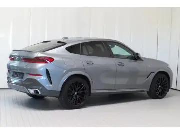 BMW X6 xDrive30d M Sport  Trapa  Harman  Perne aer  Carbon