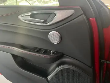 ALFA ROMEO Giulia Tributo Italiano 2.0l TB Rosso Alfa