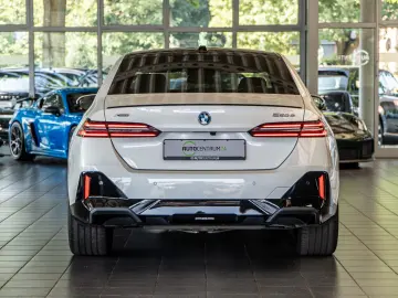BMW 550 e xDrive M Sport Inno Travel Carbon Comfort