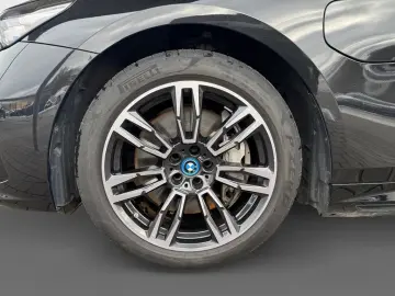 BMW 550e xDrive M Sport Autobahnass Comfort Inno H K