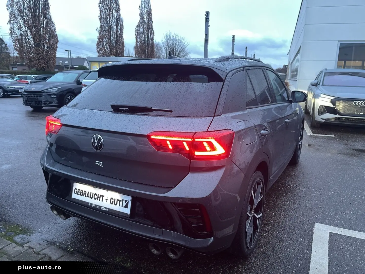 VW T-Roc  R  VOLL Akrapovic Leder Pano AHK NP69K
