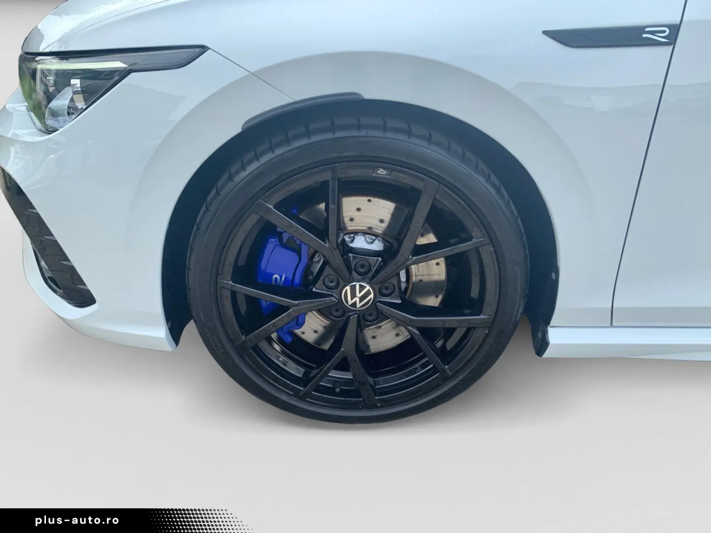 VW Golf VIII 2.0TSI R Performance DCC Leder Pano Ca