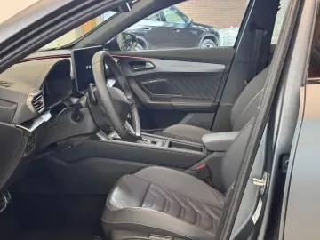 CUPRA Formentor VZ 4Drive - Pano Matt CarPlay Sennh.