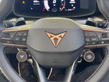 CUPRA Formentor VZ 4Drive - Pano Matt CarPlay Sennh.