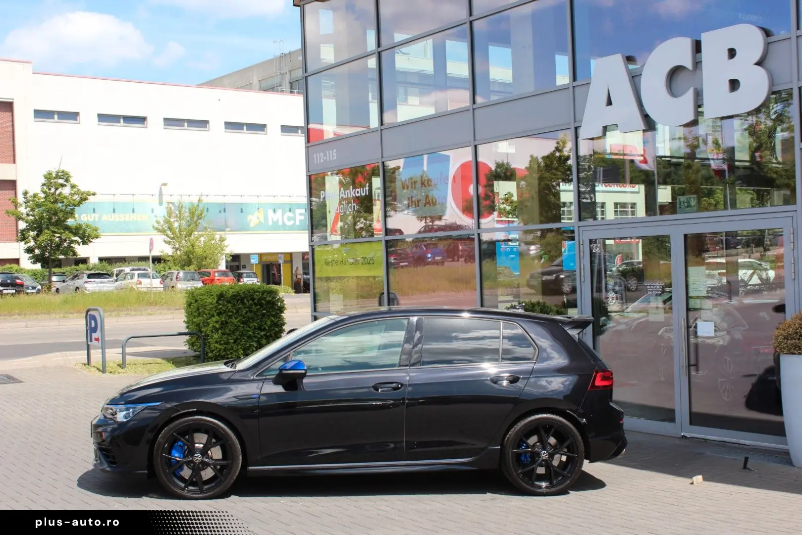 VW Golf VIII R 4-M 20 Years Performance Akrapovic