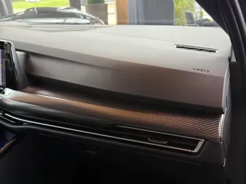VW Golf VIII R 4-M 20 Years Performance Akrapovic