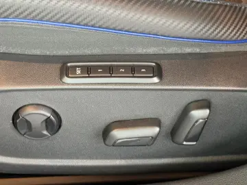VW Golf VIII R 4-M 20 Years Performance Akrapovic