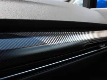 VW Golf VIII R 4-M 20 Years Performance Akrapovic