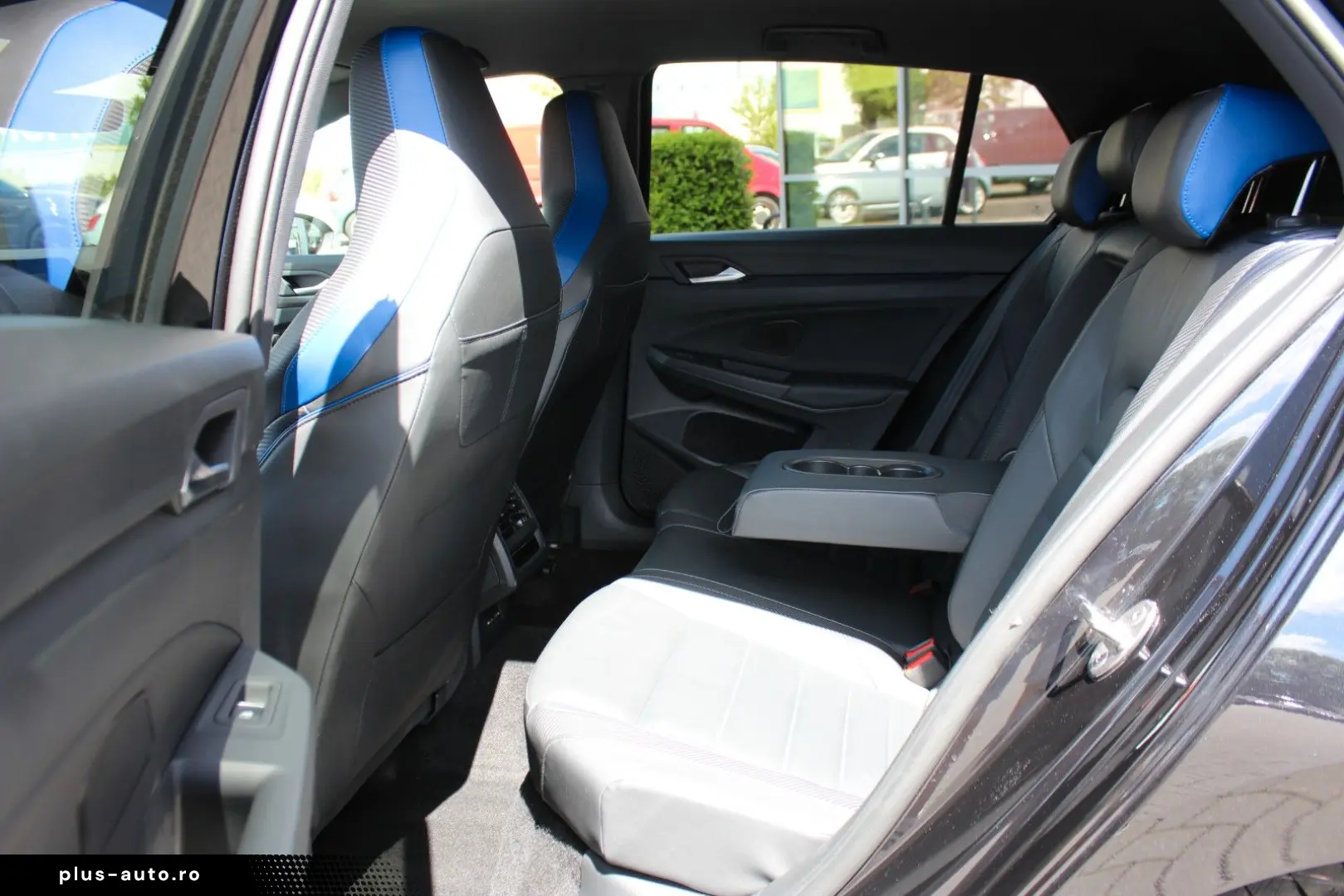 VW Golf VIII R 4-M 20 Years Performance Akrapovic