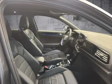 VW T-Roc R 2.0 TSI DSG 4M AHK Matrix Pano DCC RFK A
