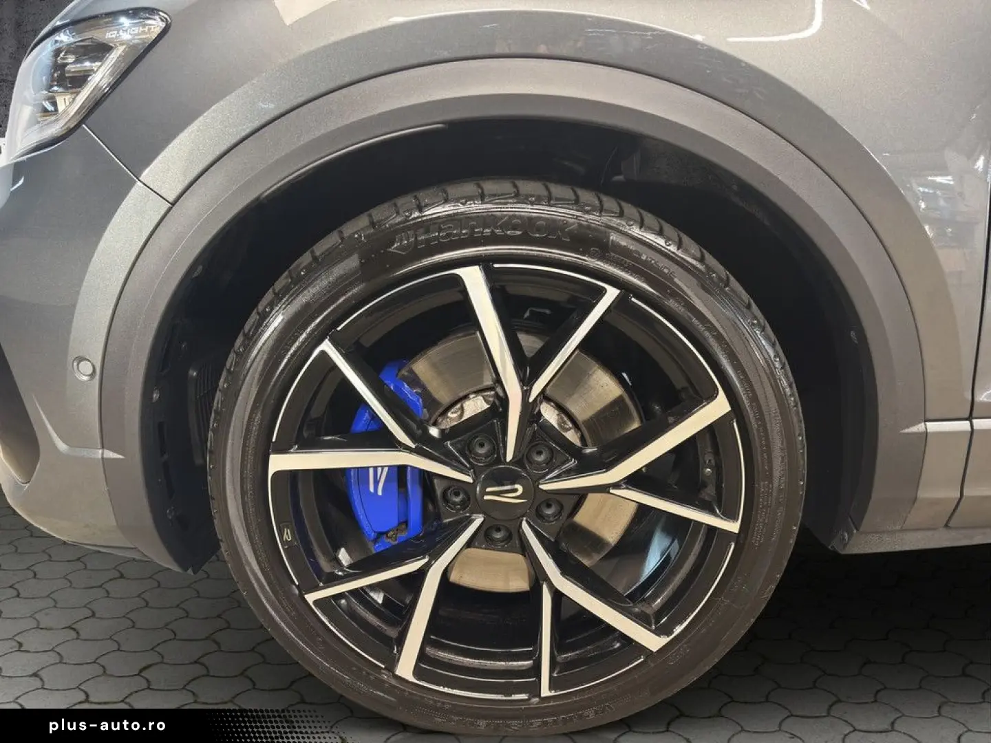 VW T-Roc R 2.0 TSI DSG 4M AHK Matrix Pano DCC RFK A