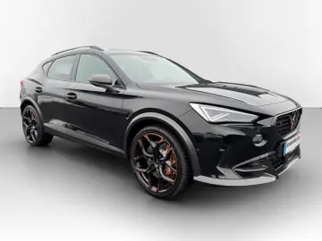 CUPRA Formentor 2.5 TSI DSG 4Drive VZ5 DCC PANO AKEBON