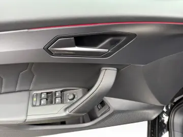 CUPRA Formentor 2.5 TSI DSG 4Drive VZ5 DCC PANO AKEBON