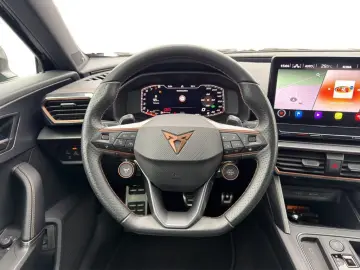 CUPRA Formentor 2.5 TSI DSG 4Drive VZ5 DCC PANO AKEBON