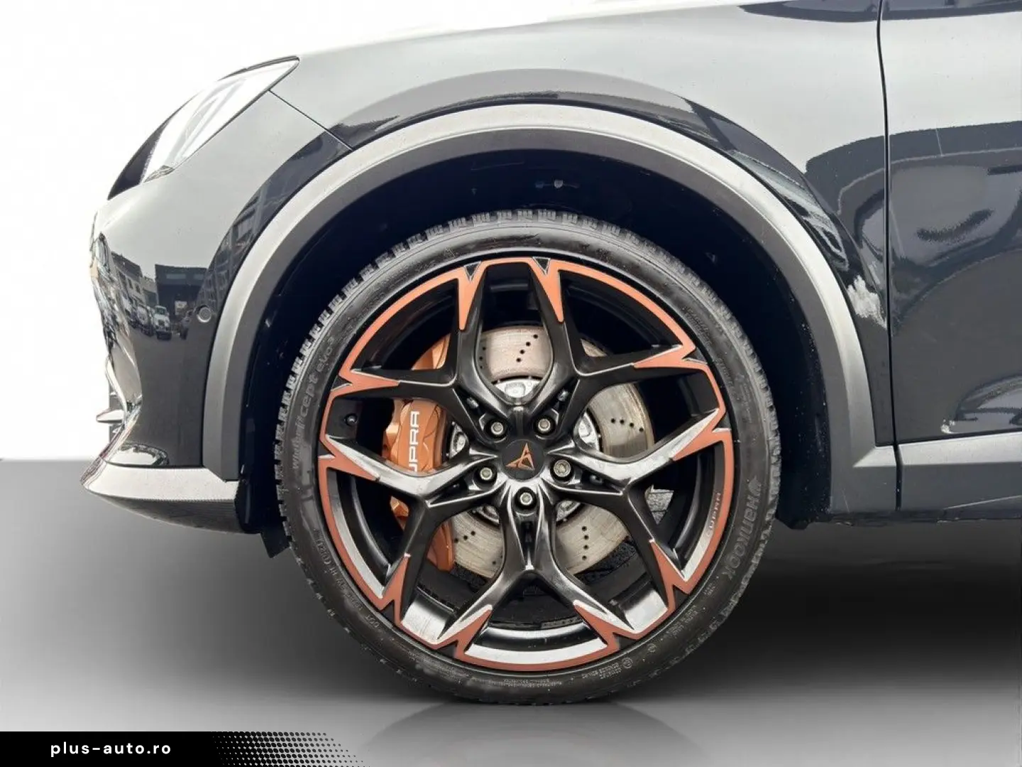 CUPRA Formentor 2.5 TSI DSG 4Drive VZ5 DCC PANO AKEBON