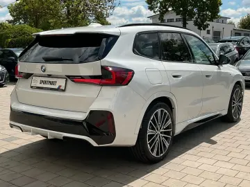 BMW X1 23d xDrive M Sport ACC AHK HUD H&K 360
