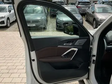 BMW X1 23d xDrive M Sport ACC AHK HUD H&K 360