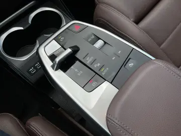 BMW X1 23d xDrive M Sport ACC AHK HUD H&K 360