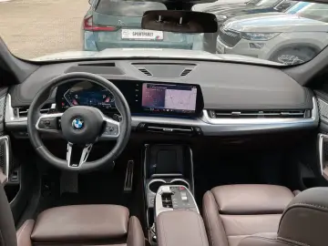 BMW X1 23d xDrive M Sport ACC AHK HUD H&K 360