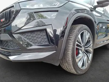 SKODA Kodiaq RS 2.0 TSI 4x4 DSG NAVI STANDHZ AHK SD