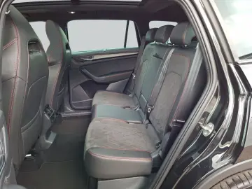 SKODA Kodiaq RS 2.0 TSI 4x4 DSG NAVI STANDHZ AHK SD