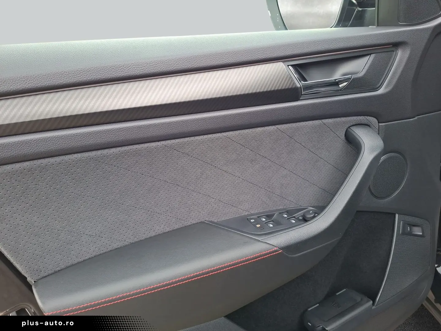 SKODA Kodiaq RS 2.0 TSI 4x4 DSG NAVI STANDHZ AHK SD