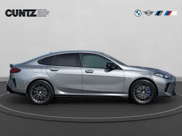 BMW M235 xDrive Gran Coupe Head-Up 3