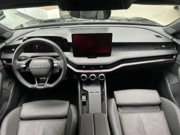 SKODA Superb Sportline 2.0 TSI DSG 4x4 Navi Canton AHK