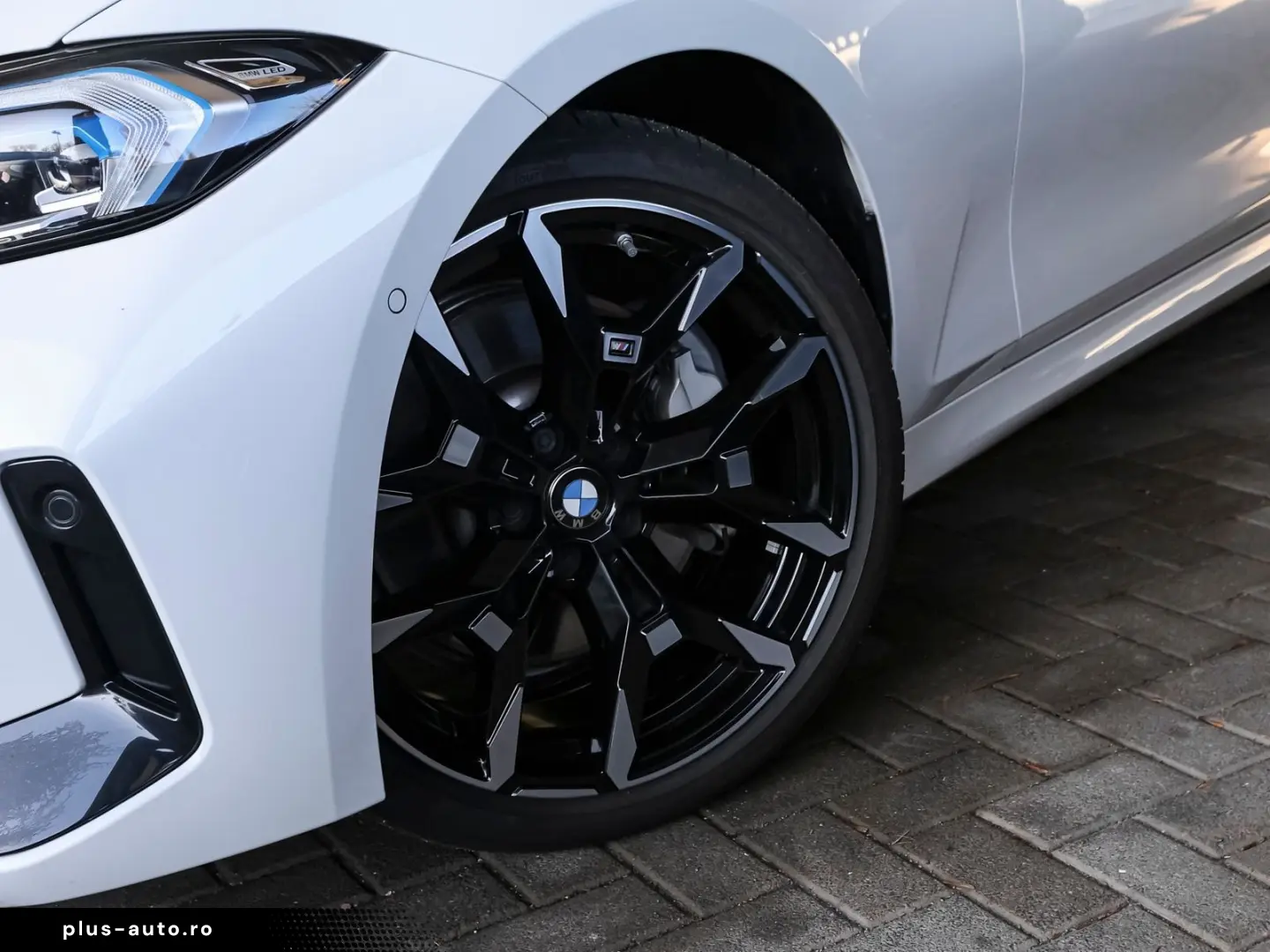 BMW 330i xDrive Lim Aut. M Sportpaket