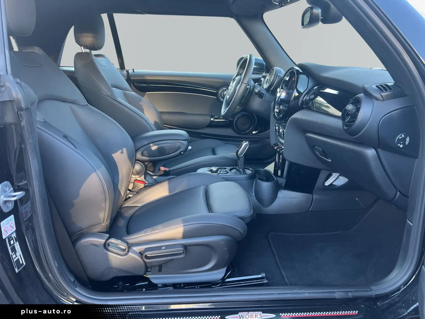 MINI John Cooper Works Cabrio  Classic Trim  CAM