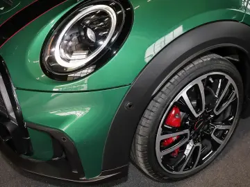 MINI John Cooper Works Cabrio Trim CARPLAY LED 18