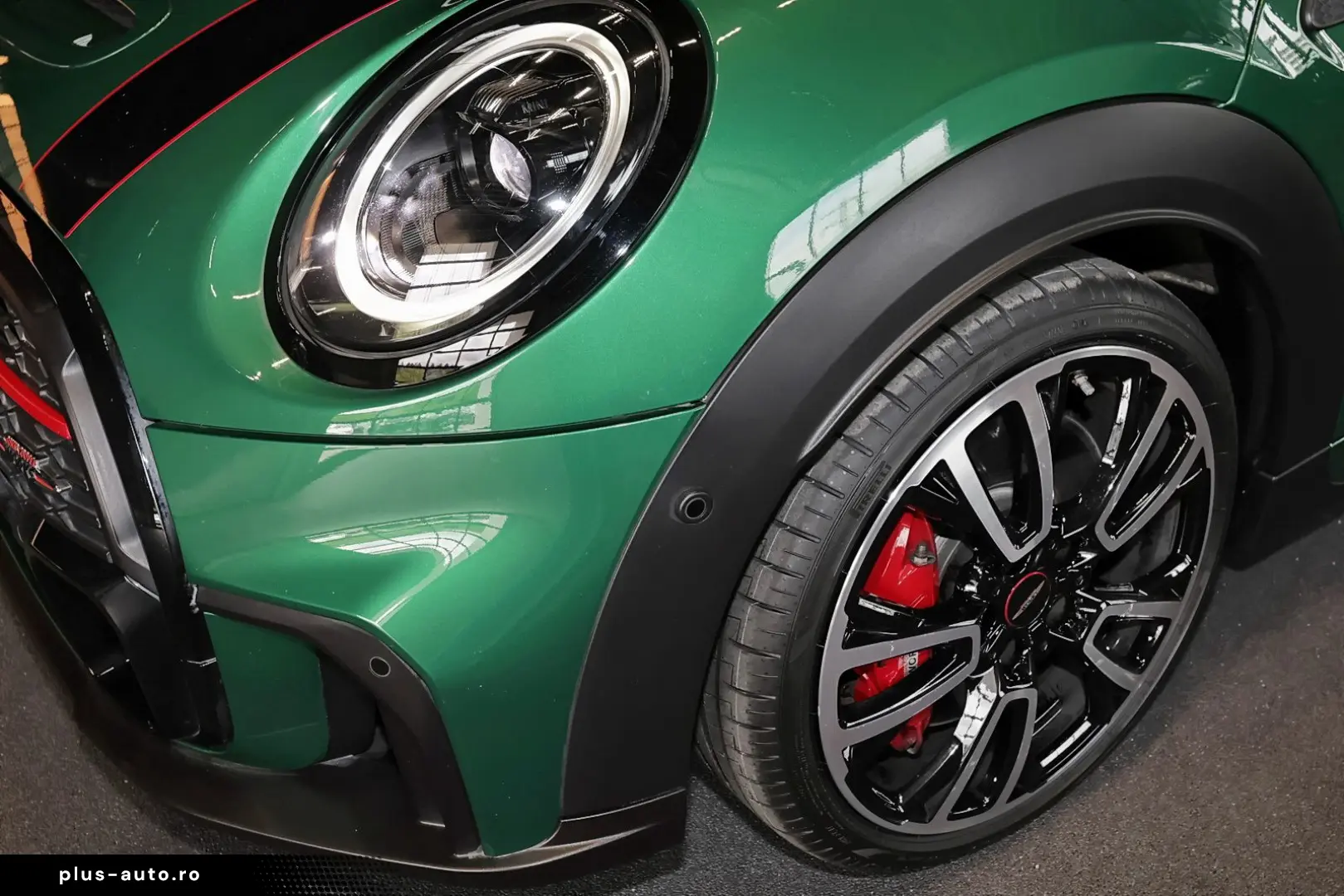 MINI John Cooper Works Cabrio Trim CARPLAY LED 18