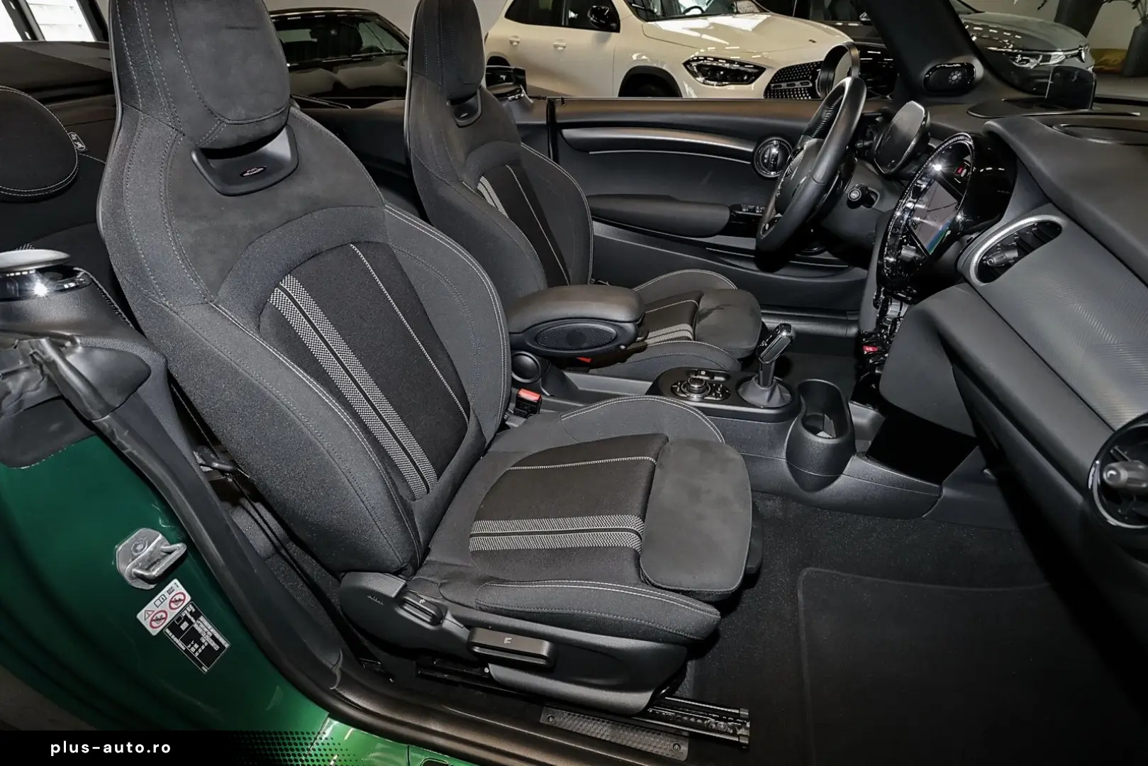 MINI John Cooper Works Cabrio Trim CARPLAY LED 18