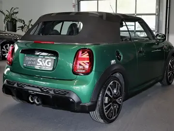 MINI John Cooper Works Cabrio Trim CARPLAY LED 18
