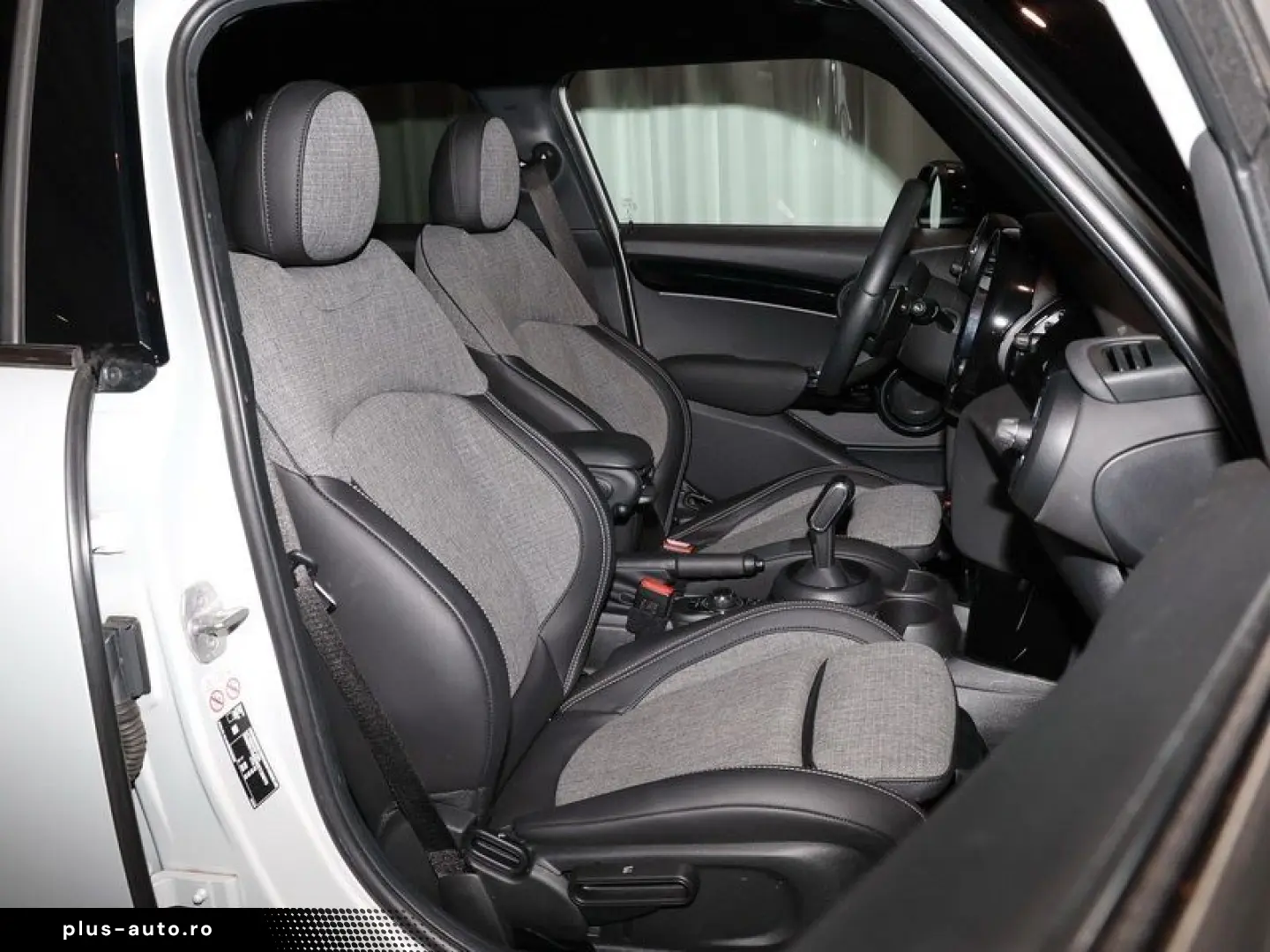 MINI Cooper S 5-Türer 17  LED Navi PDC