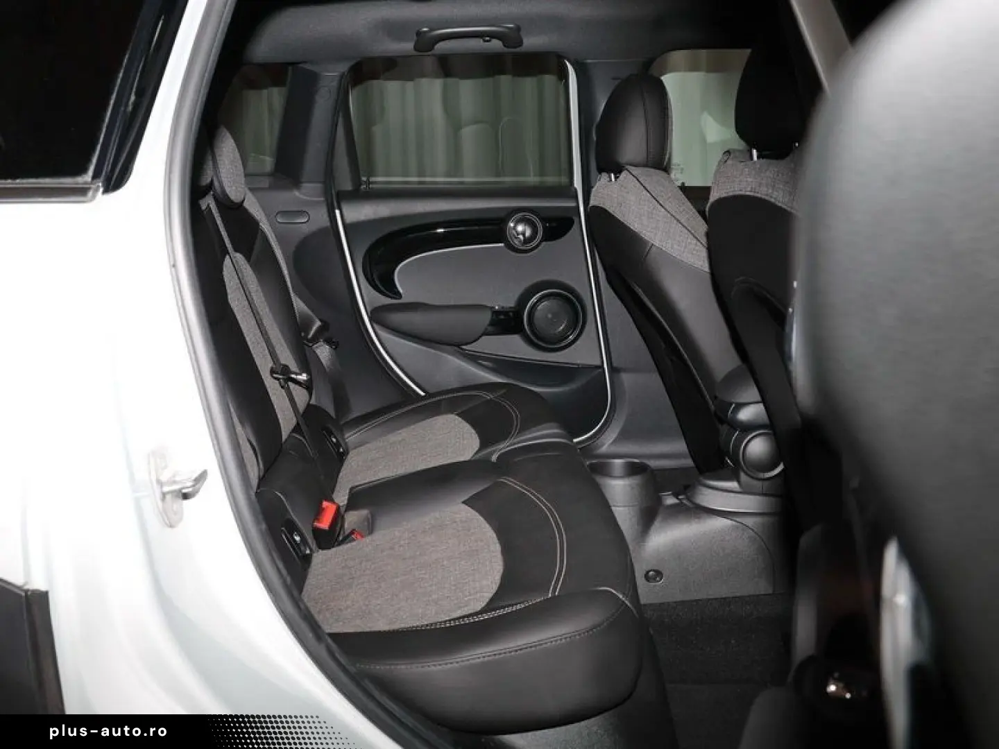 MINI Cooper S 5-Türer 17  LED Navi PDC