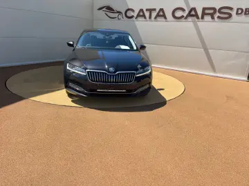 Skoda Superb 2.0TDI  150CP  LED  Distronic  Cockpit  Keyless