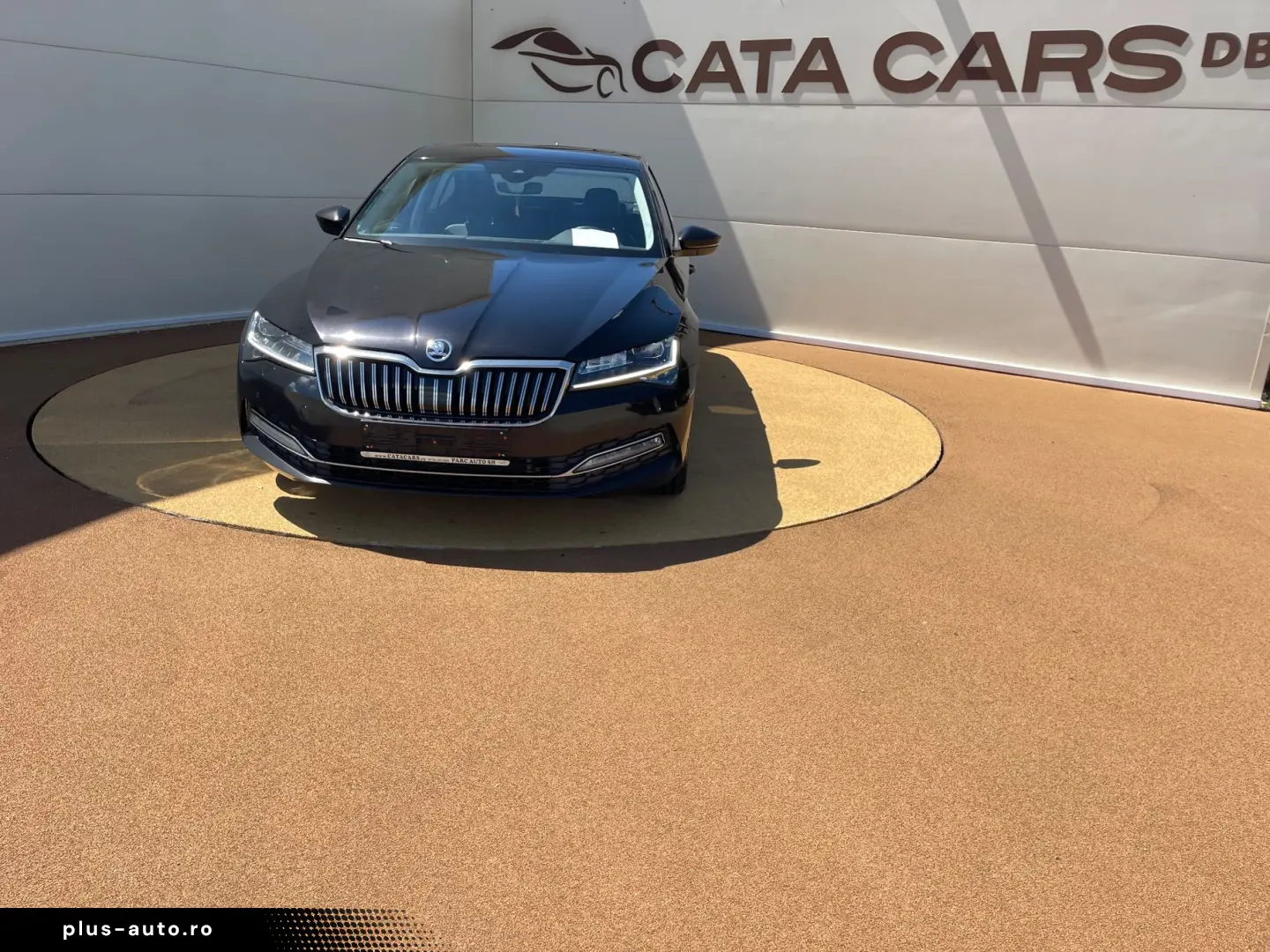 Skoda Superb 2.0TDI  150CP  LED  Distronic  Cockpit  Keyless