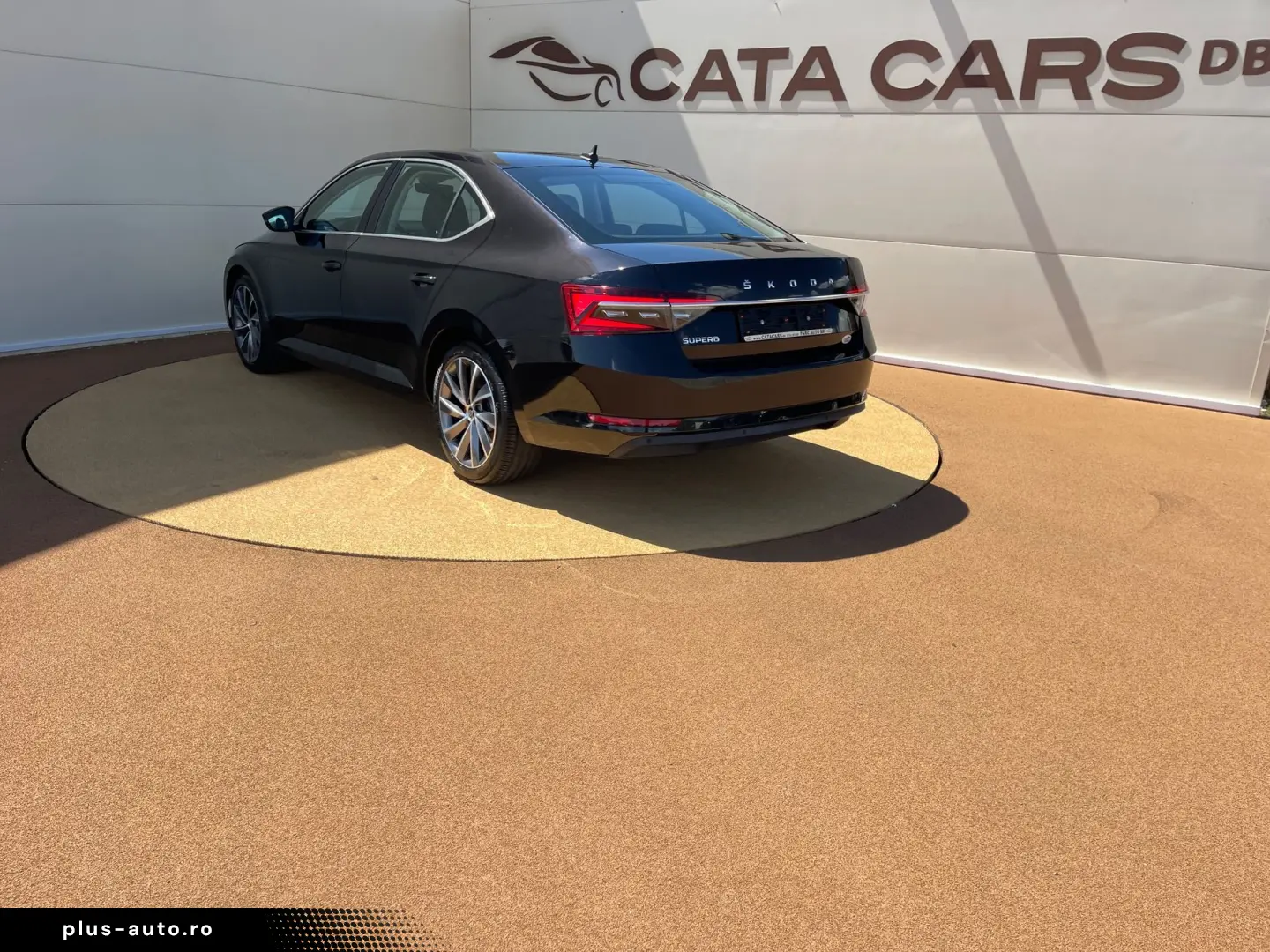 Skoda Superb 2.0TDI  150CP  LED  Distronic  Cockpit  Keyless