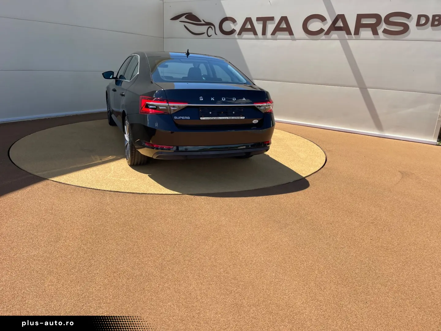 Skoda Superb 2.0TDI  150CP  LED  Distronic  Cockpit  Keyless
